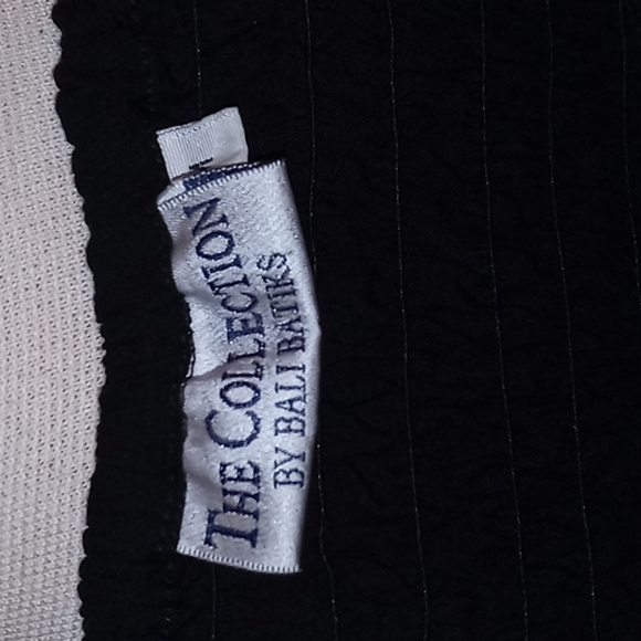 Bali Dress - Picture 9 of 11